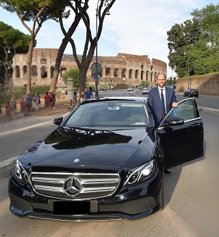 Transfer services with driver Rome Italy Noleggio con conducente Limo private car taxi business leisure customers tours